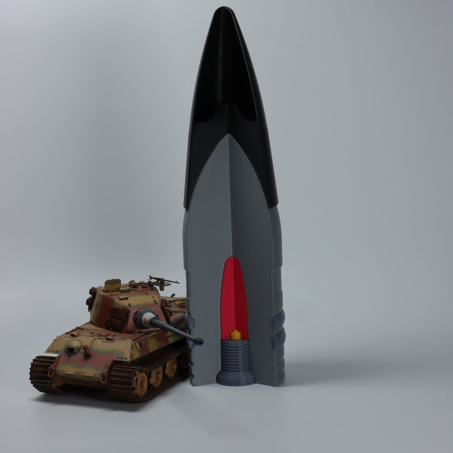 8.8cm Panzergranate 39 Full size Tank Shell Ornament